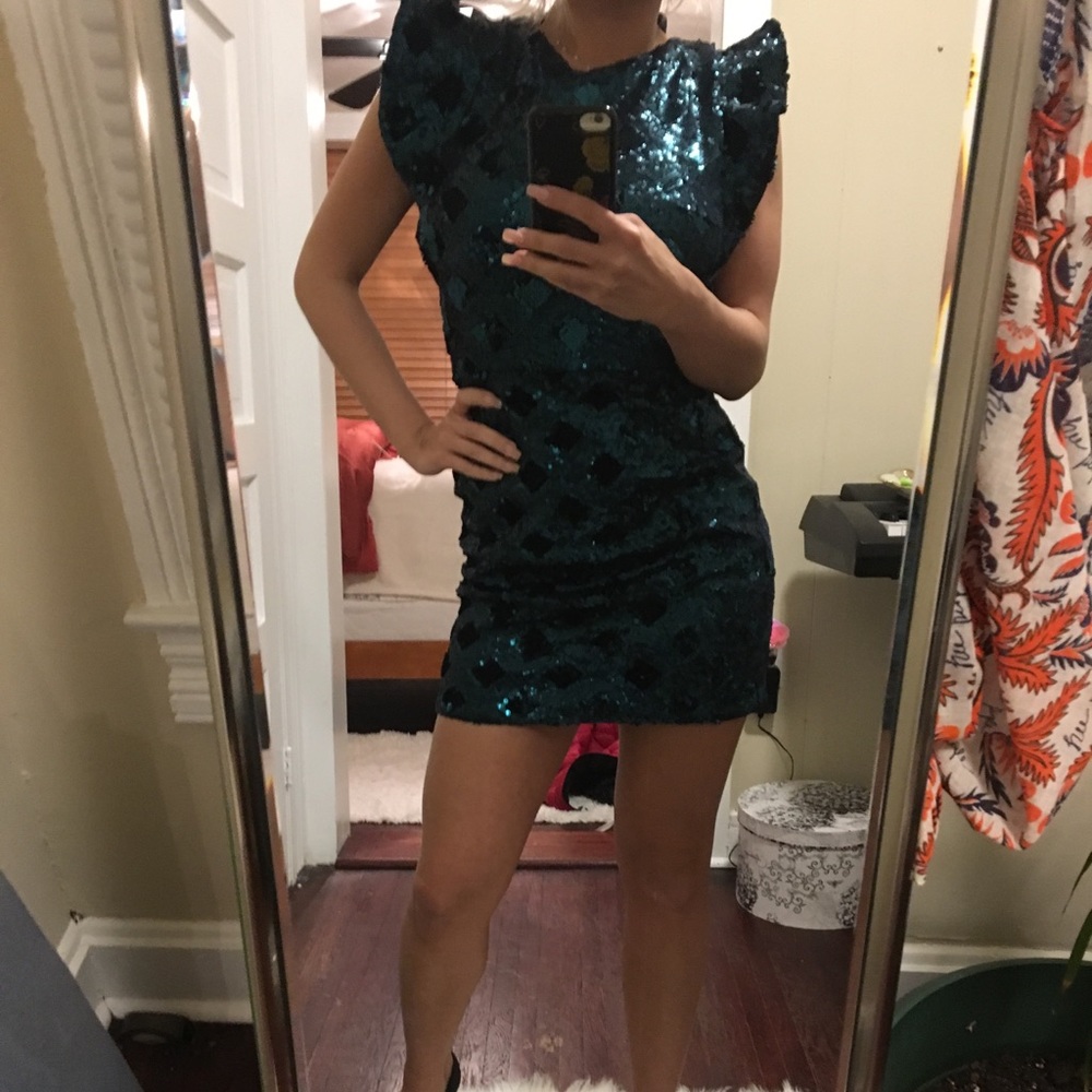 Stunning mini 👗